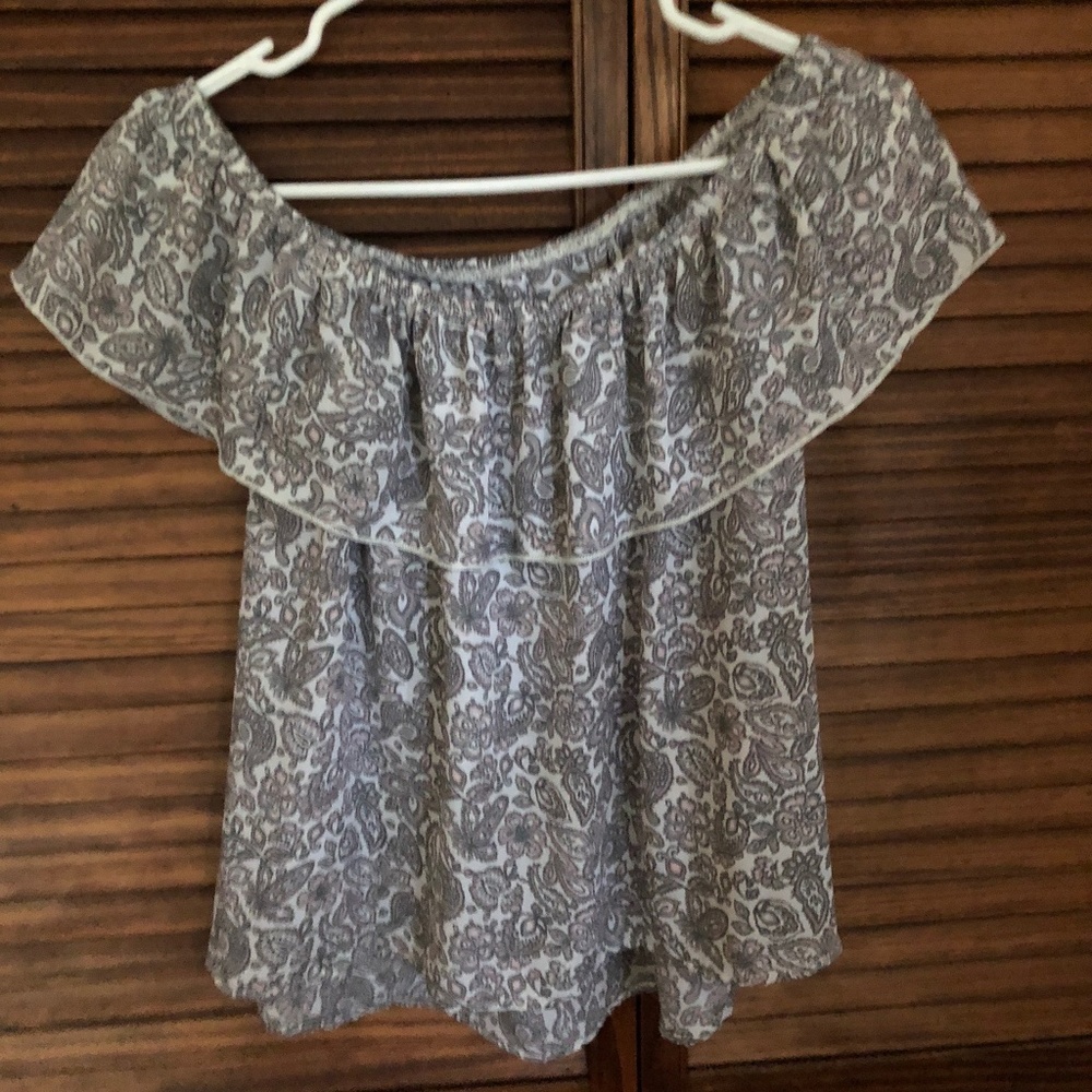 Hollister Off the Shoulder Floral Blouse